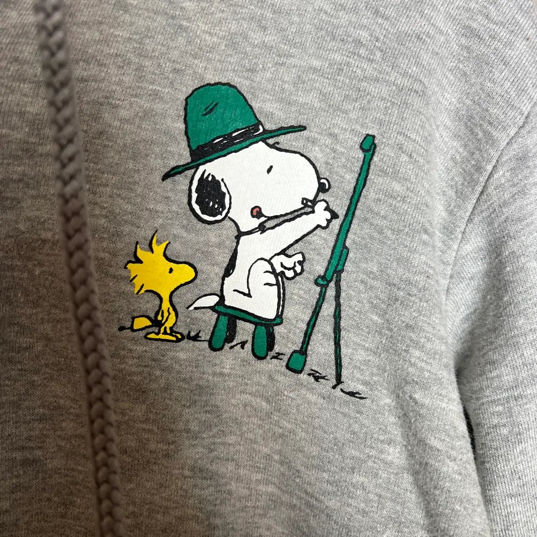 Vintage Peanut Snoopy Hoodie Size M