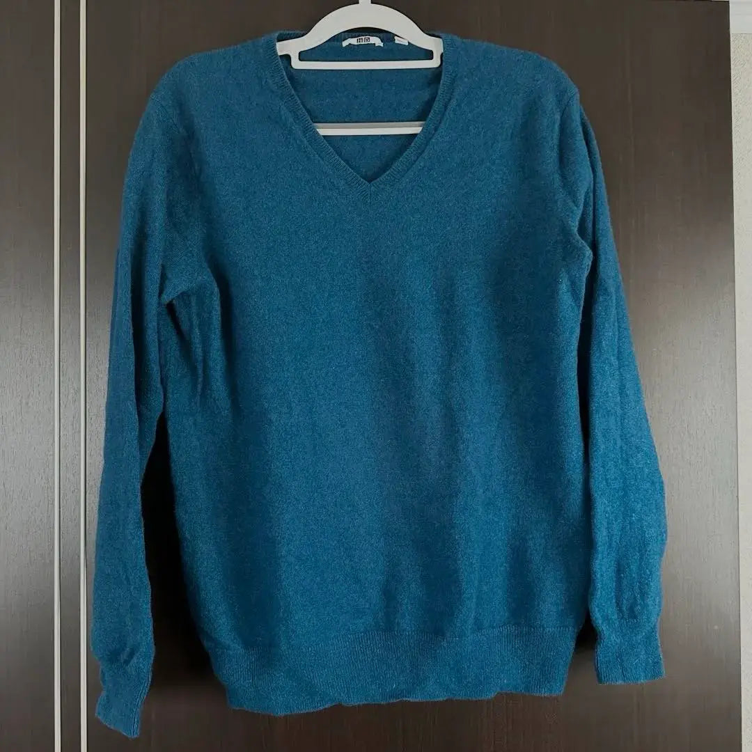 Winter final sale Uniqlo sweater 100% cashmere V-neck turquoise blue