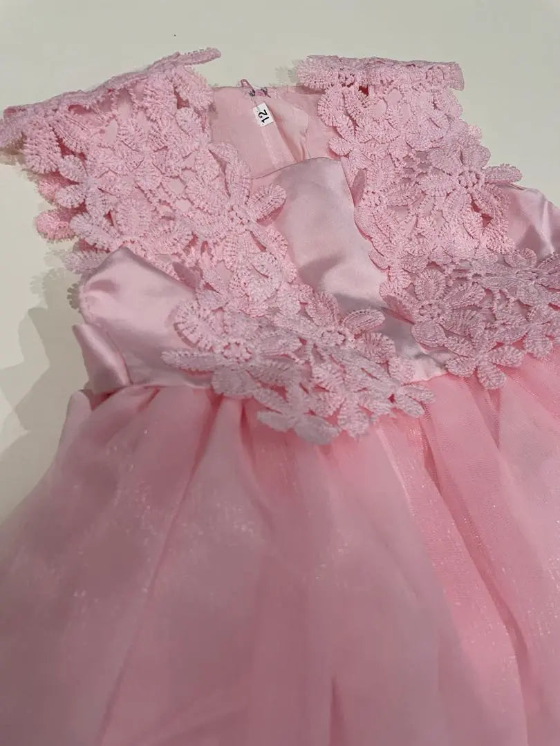 Vestido de bebé, rosa, estampado floral.