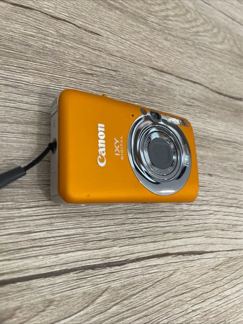 1664.Canon IXY Digital Camera 110IS Orange