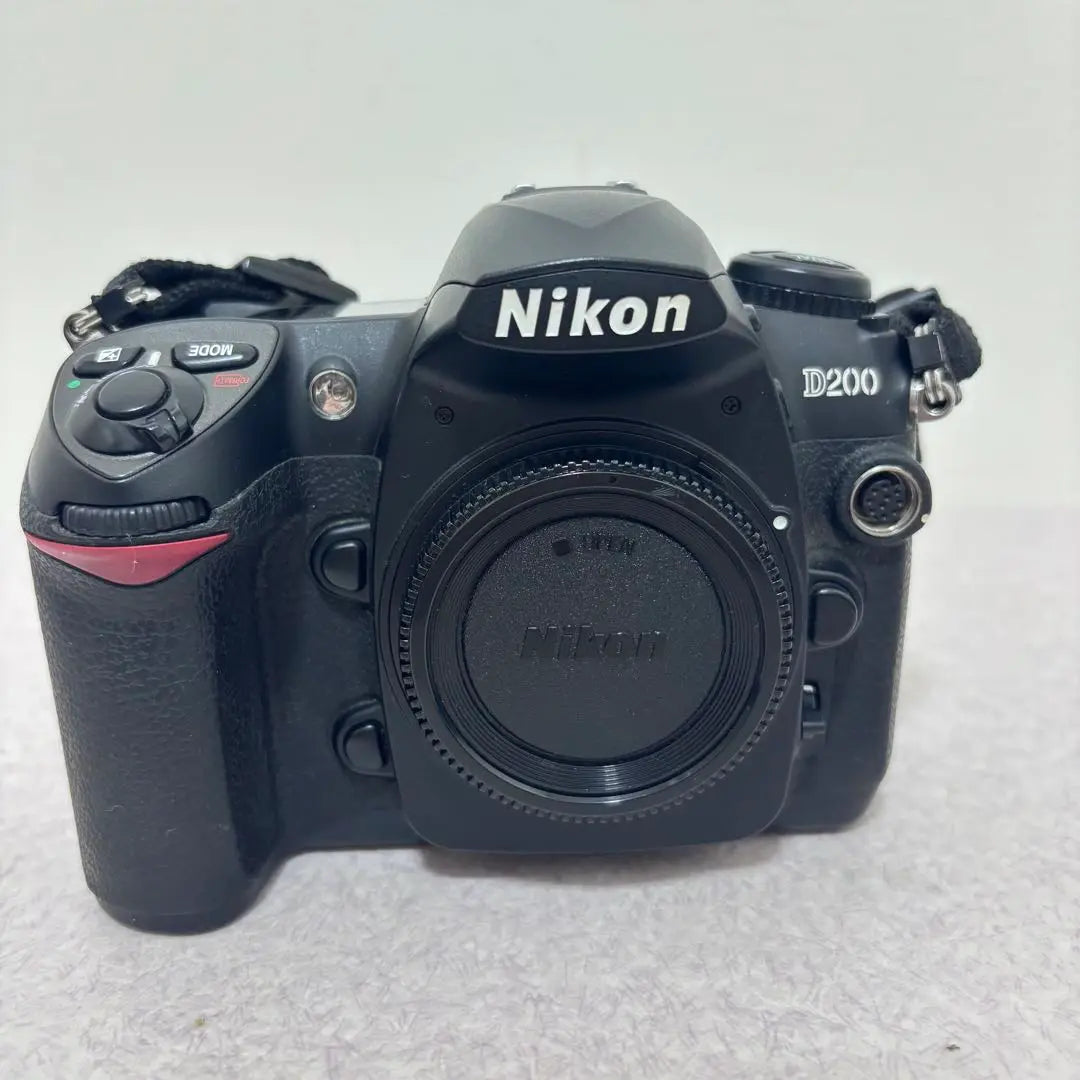 ■[Good condition] Nikon D200 SLR body only