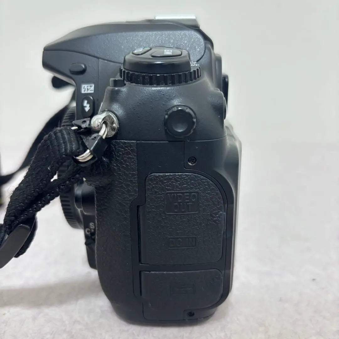 ■[Good condition] Nikon D200 SLR body only