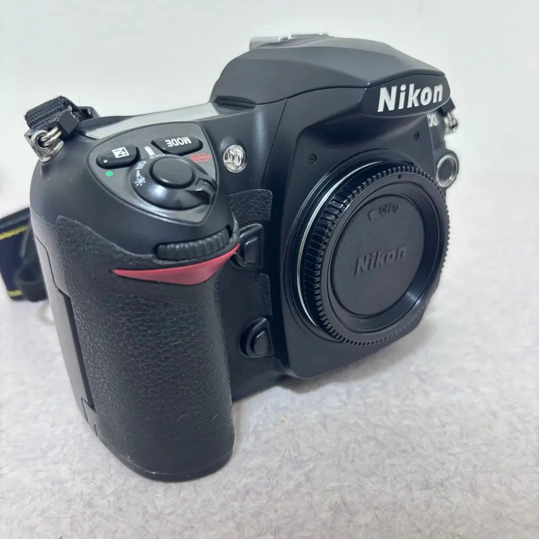 ■[Good condition] Nikon D200 SLR body only