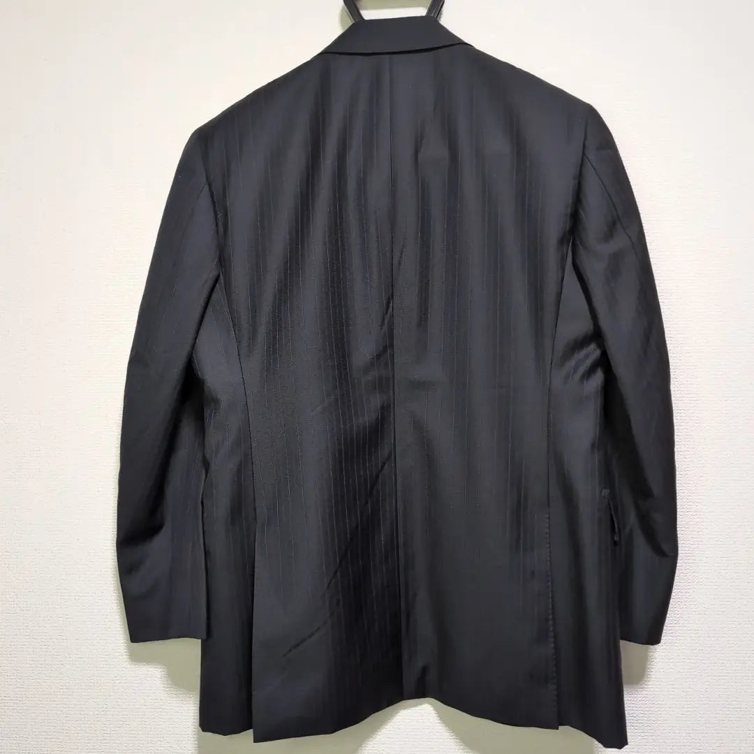 Superb condition ✨️Kanonico luxury fabric Miyuki Tailored jacket Navy Stripe