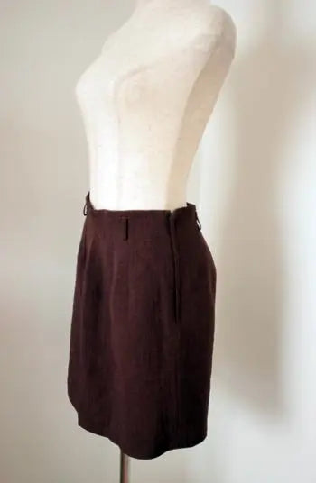 Beautiful condition, brown skirt, simple, brown, mini skirt