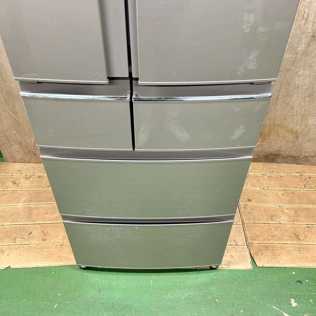 Refrigerador grande Mitsubishi 755 de 461 l con fabricación automática de hielo y puerta francesa para uso doméstico