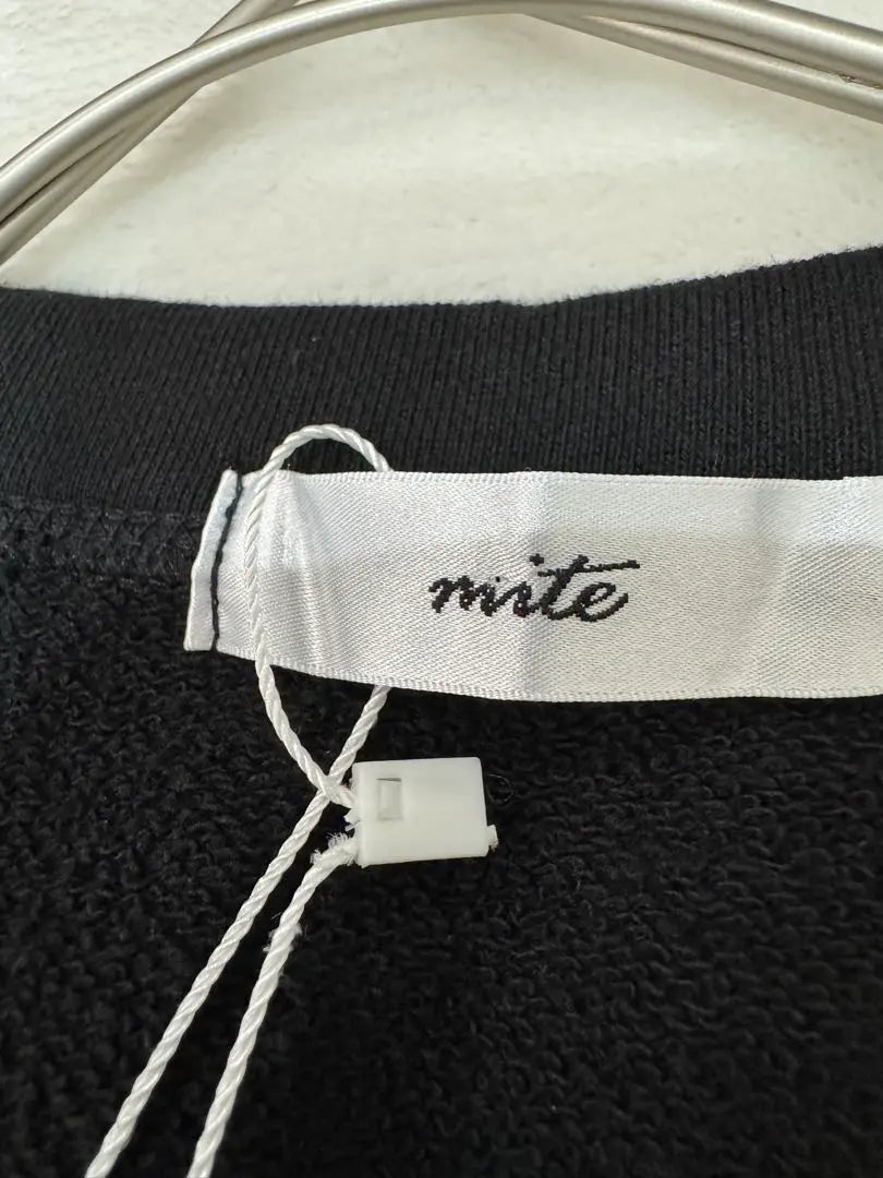 Brand new, unused mitite sweatshirt with tag, sweatshirt, cut and sew