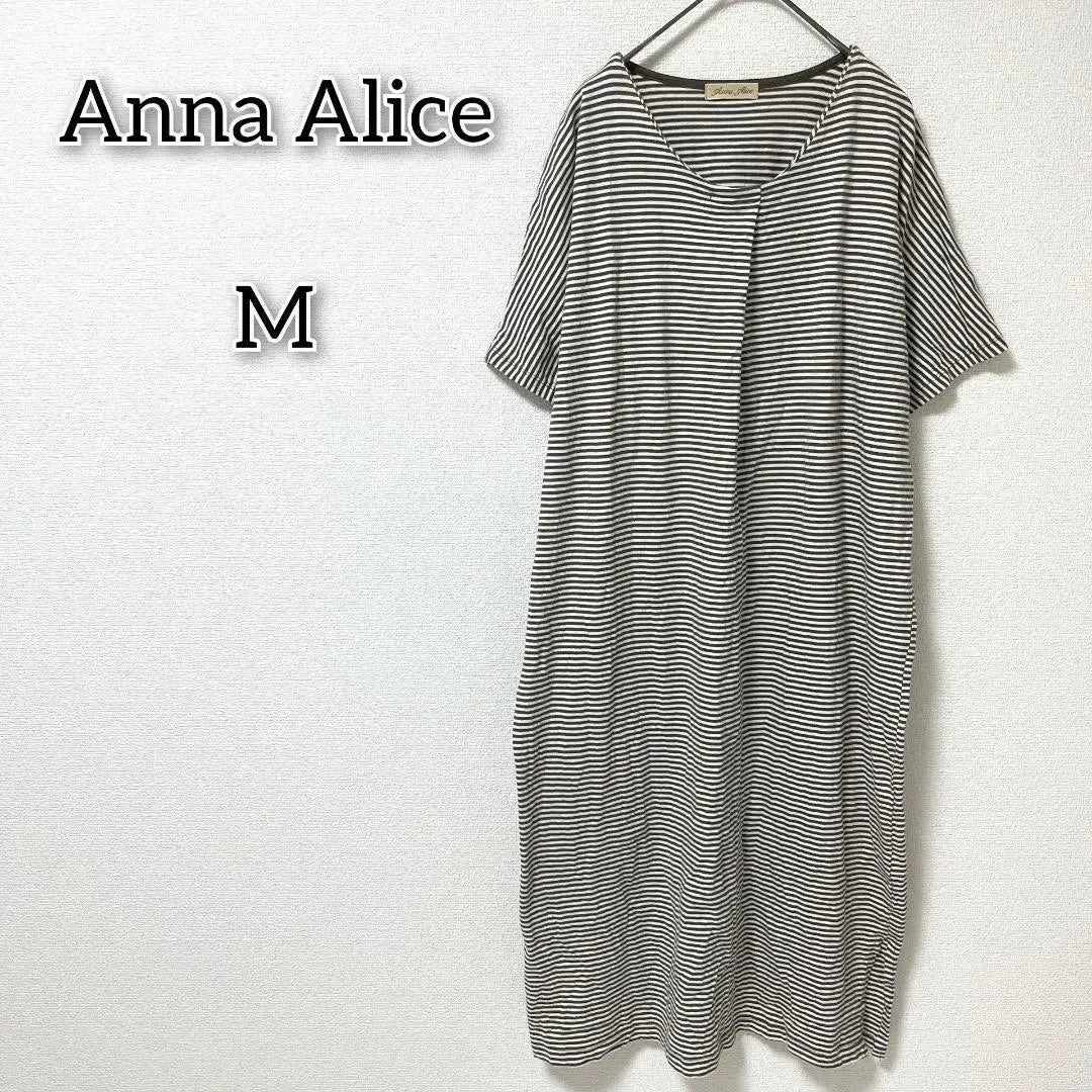 Anna Alice [M] Dress Knee-length Border Pattern Round Neck Slit