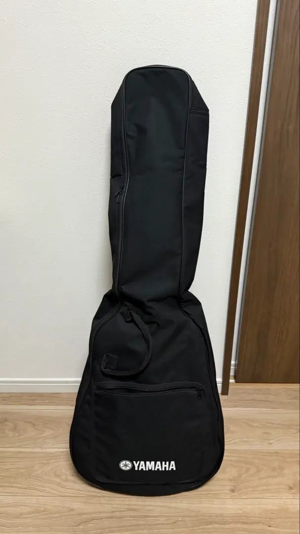 Yamaha Classical Guitar and Case Set