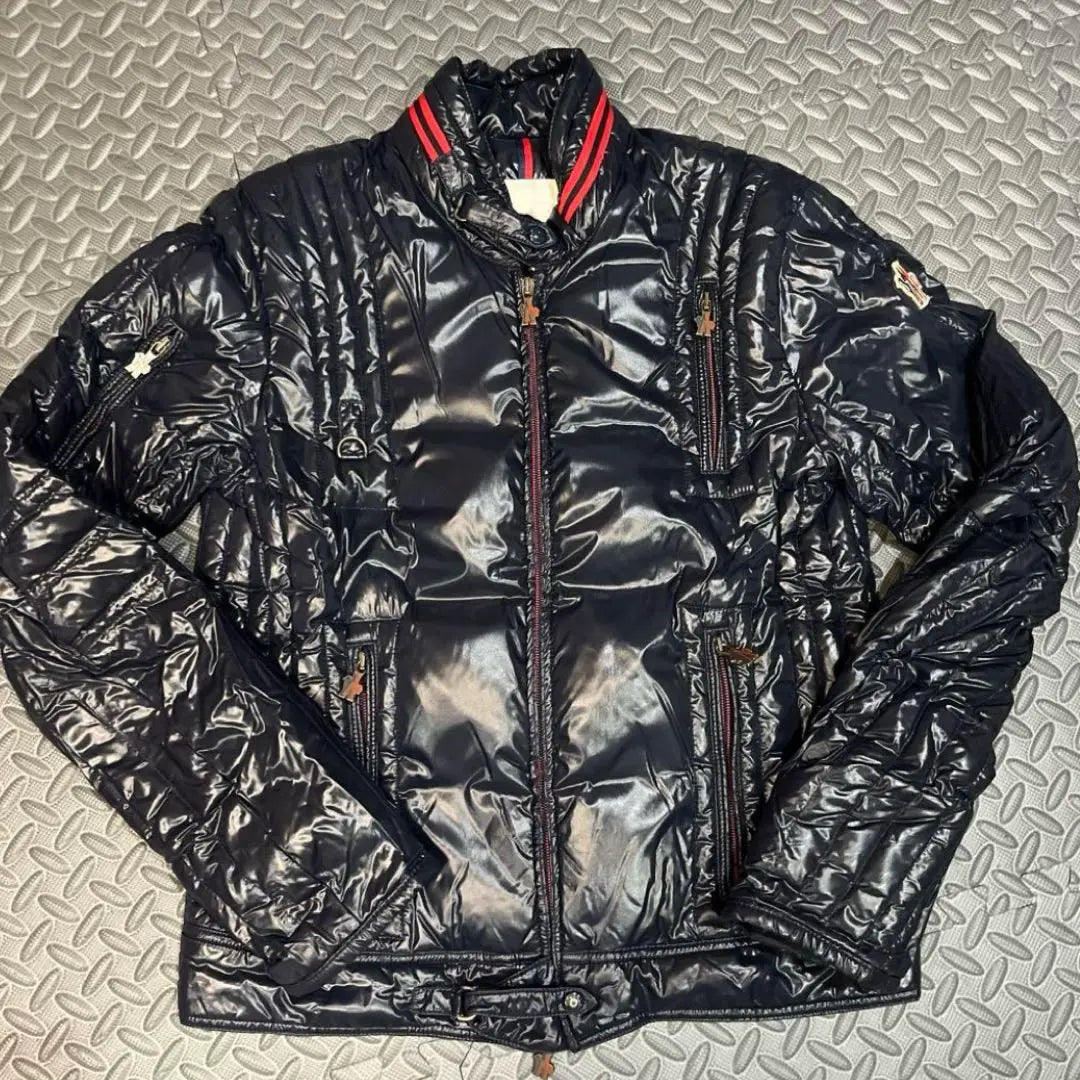 Artículo limitado Moncler Down Monesty | 限定品 モンクレール ダウン モネステ