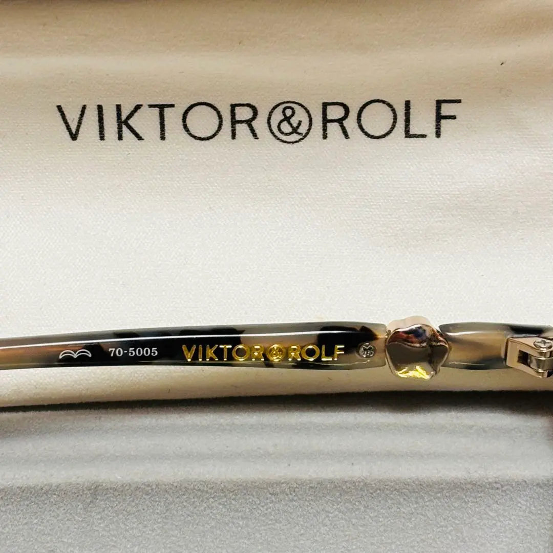 Beautiful condition VIKTOR & ROLF Victor Androlf Fashion Glasses Unisex