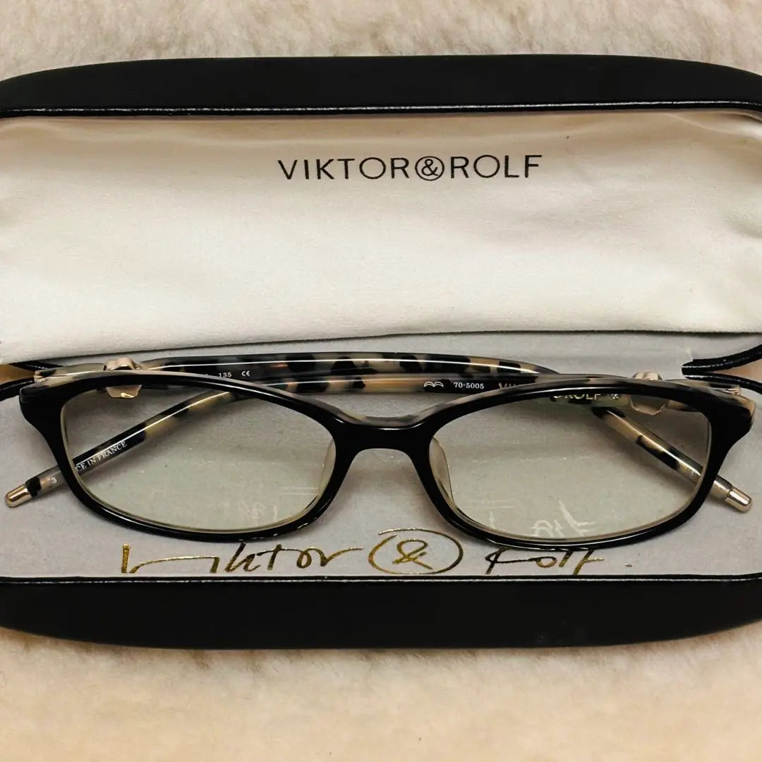 Beautiful condition VIKTOR & ROLF Victor Androlf Fashion Glasses Unisex