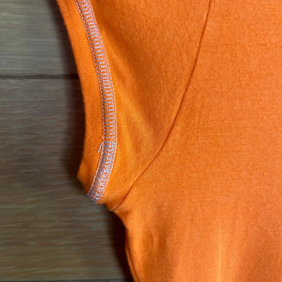 [Nueva etiqueta incluida] Camiseta sexy con lentejuelas de Club Med en color naranja