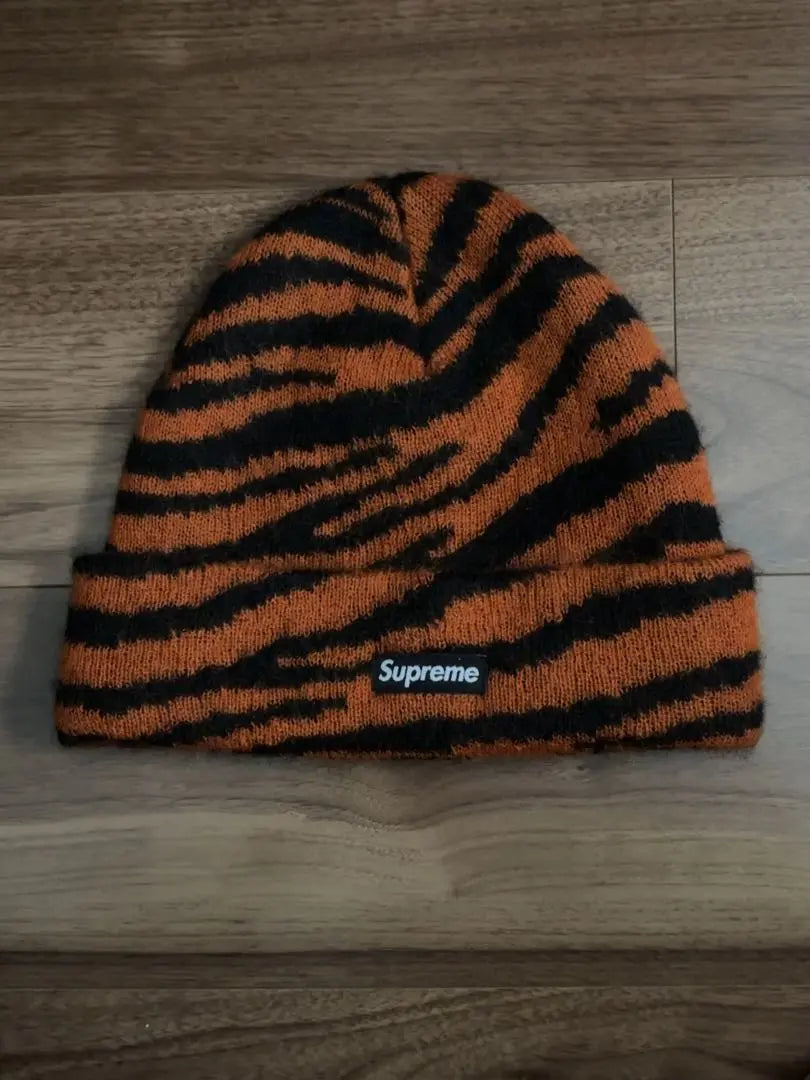 Gorro de mohair Supreme 20FW con rayas de tigre | Gorro de mohair Supreme 20FW con rayas de tigre