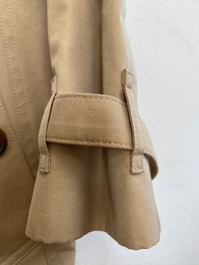 BURBERRY Trench Coat