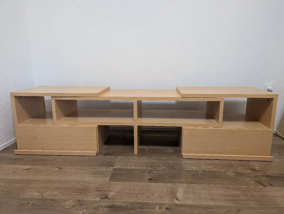 Stretchable TV stand TV board Natural Wooden with drawers