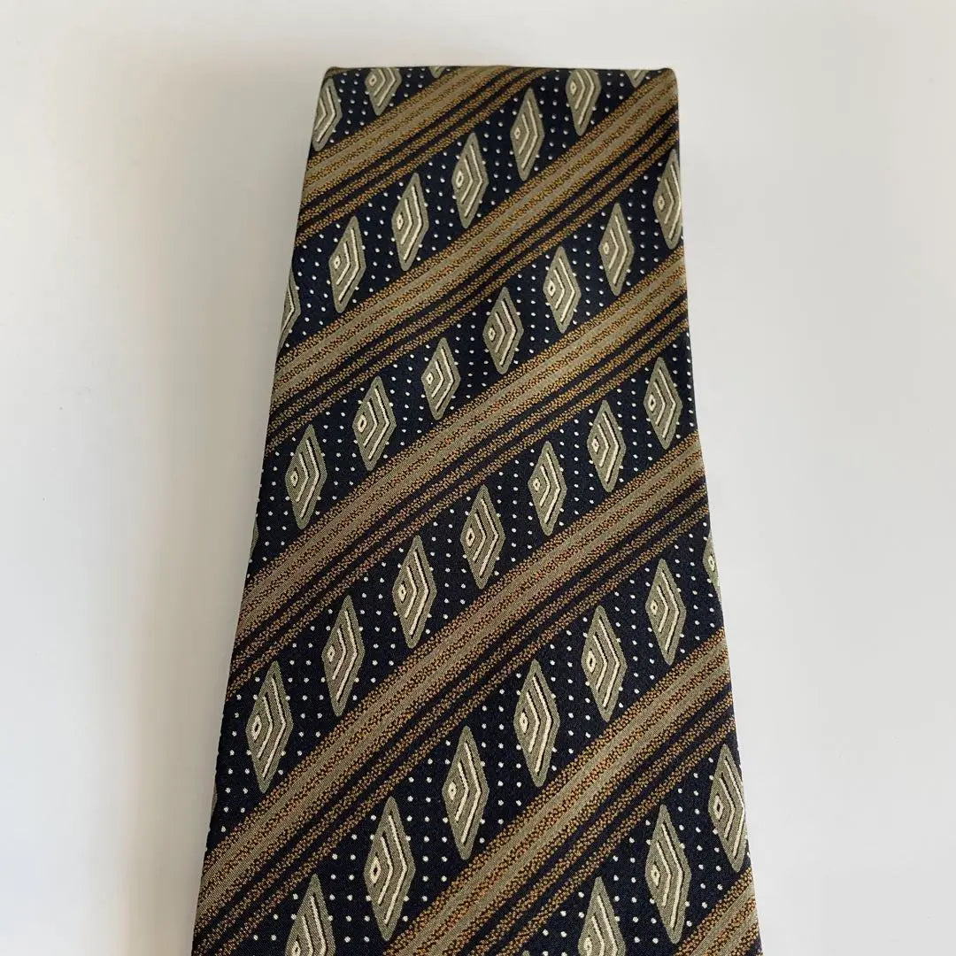 Balenciaga tie