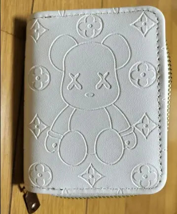 Cartera con estampado de osos, sencilla, color blanco, tamaño de la palma de la mano, para mujer, tarjetero compacto