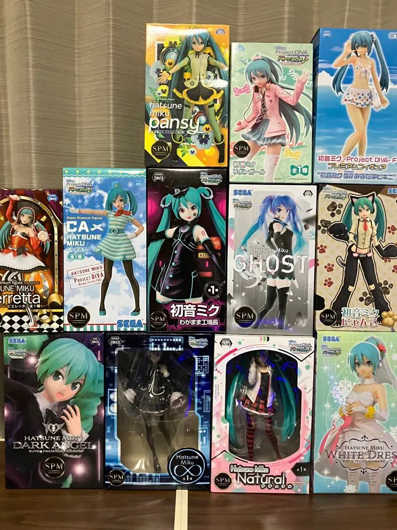 Hatsune Miku Premium Figure Bulk Sales 13 | 初音ミク プレミアムフィギュア まとめ売り 13種セット