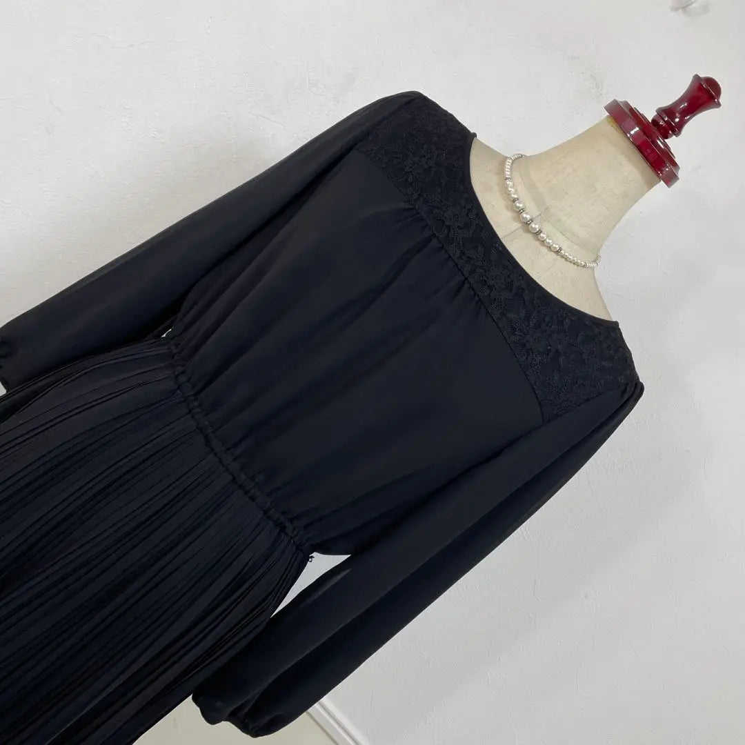 60 Good condition anysis black pleated formal dress