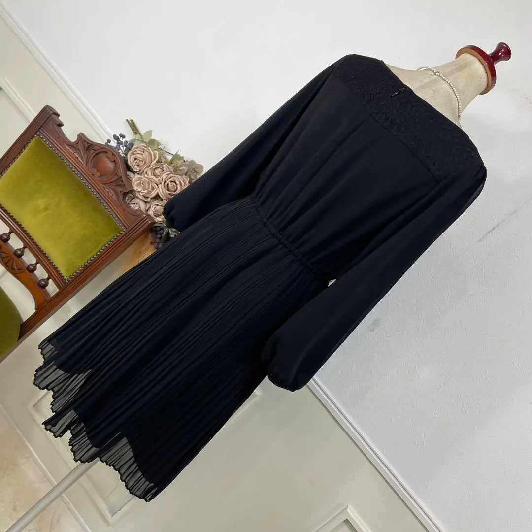 60 Good condition anysis black pleated formal dress