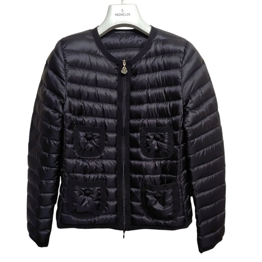 Chaqueta de plumón ligera sin cuello Moncler Chrissie para mujer, color negro 0