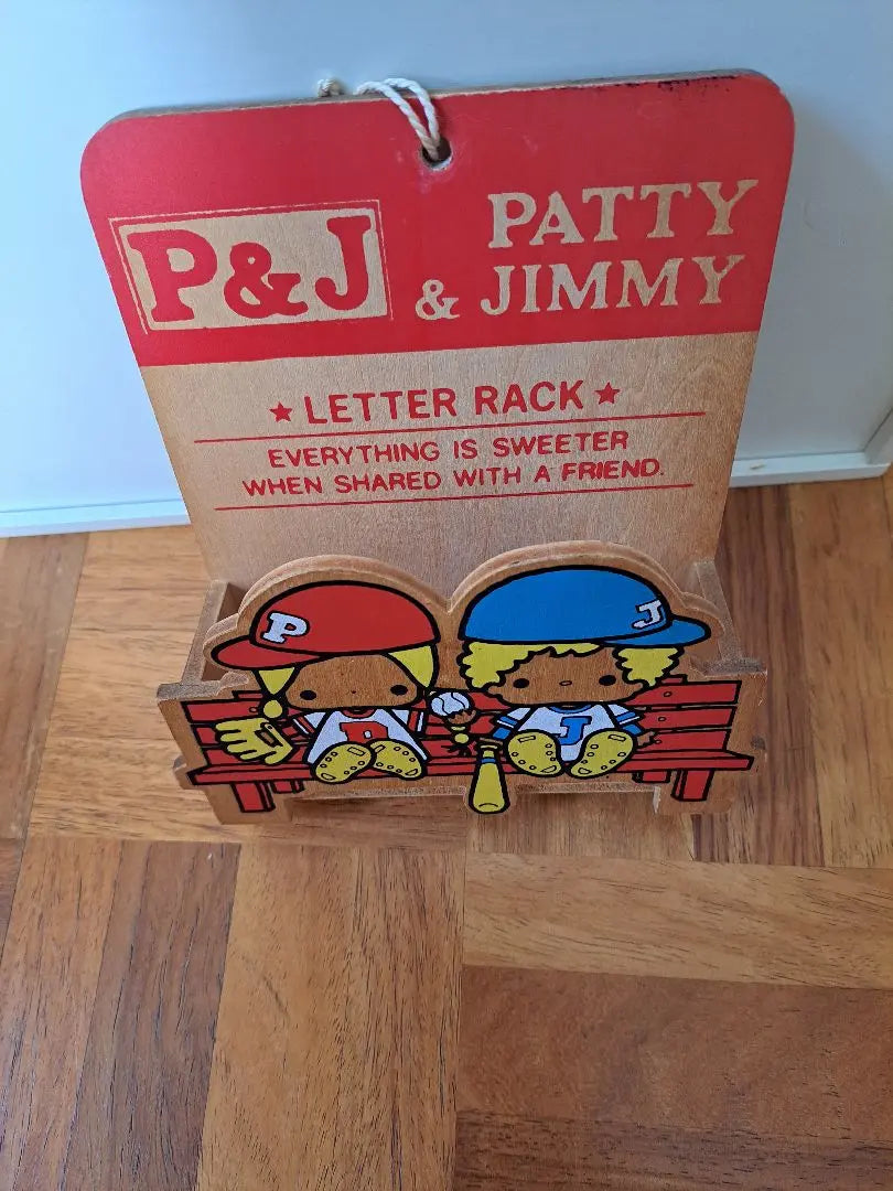 Patty & Jimmy Letter Holder Wood