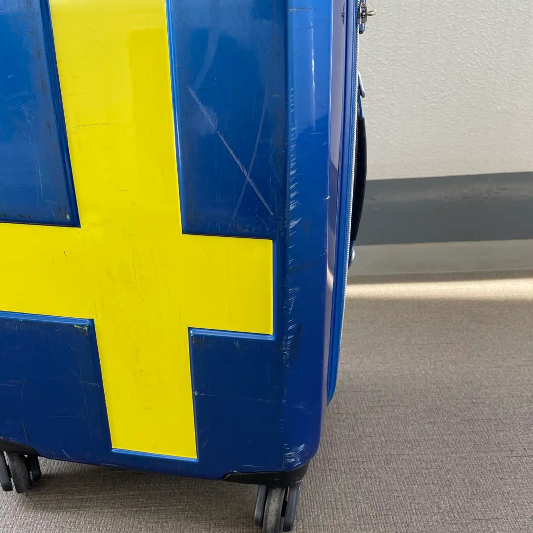 Stylish! Innovator Suitcase Yellow Blue Sweden