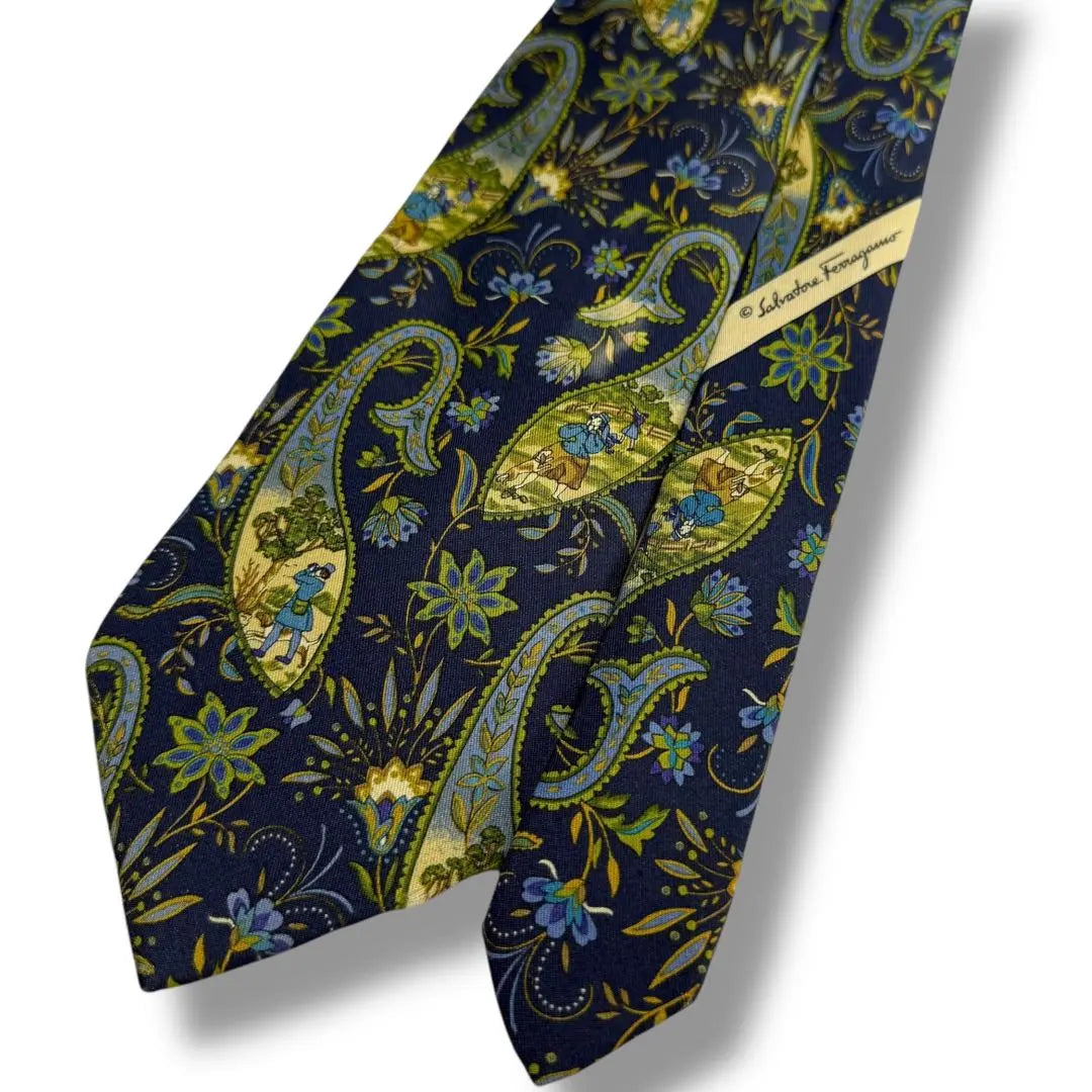 [Limited] Salvatore Ferragamo High-brand Silk Tie Flower Italy Navy