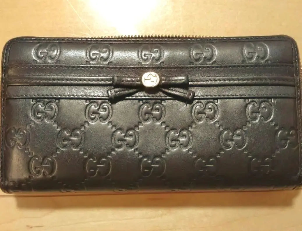 Box included GUCCI Shima Mayfair Long serial number available AS3066