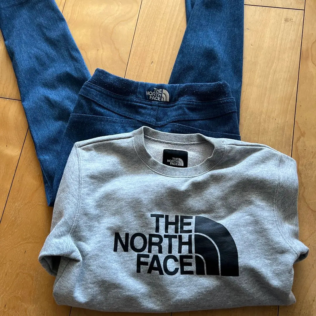 North Face Top and Bottom Set 120 Sweatshirt, denim-style stretch pants