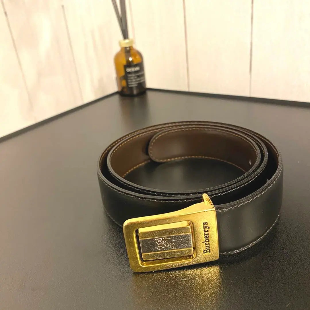 #264 Burberrys Narrow Belt Leather Gold Men's