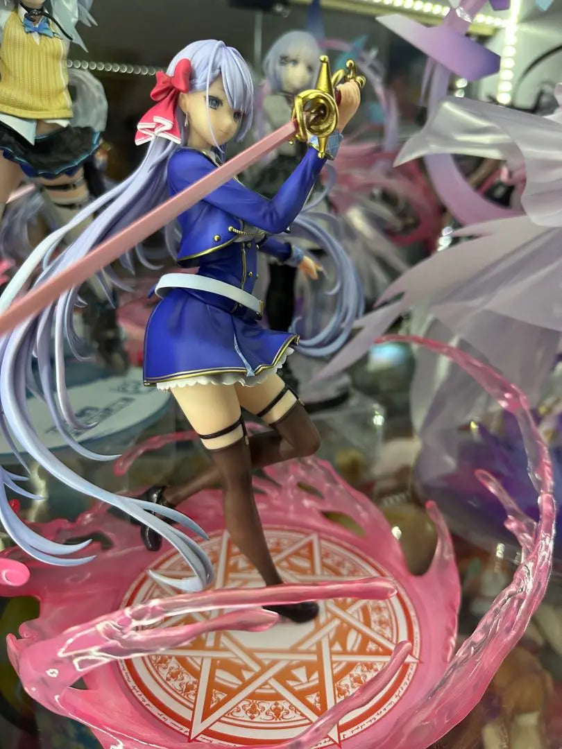 Liselia scale figure