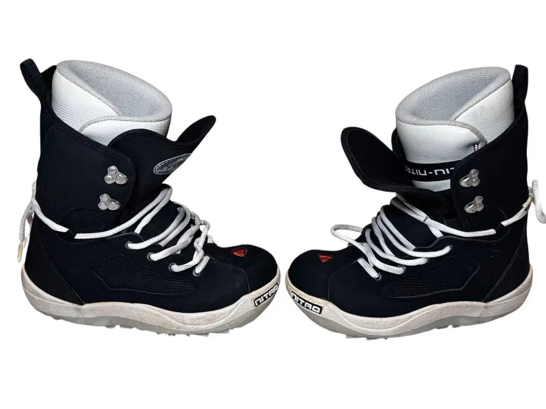 Botas de snowboard Nitro de 26 cm