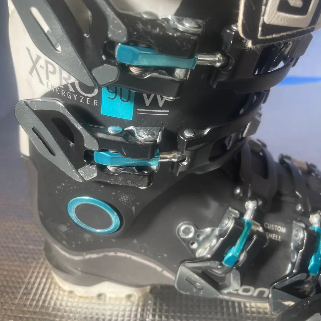 Salomon ski boots 22.5cm