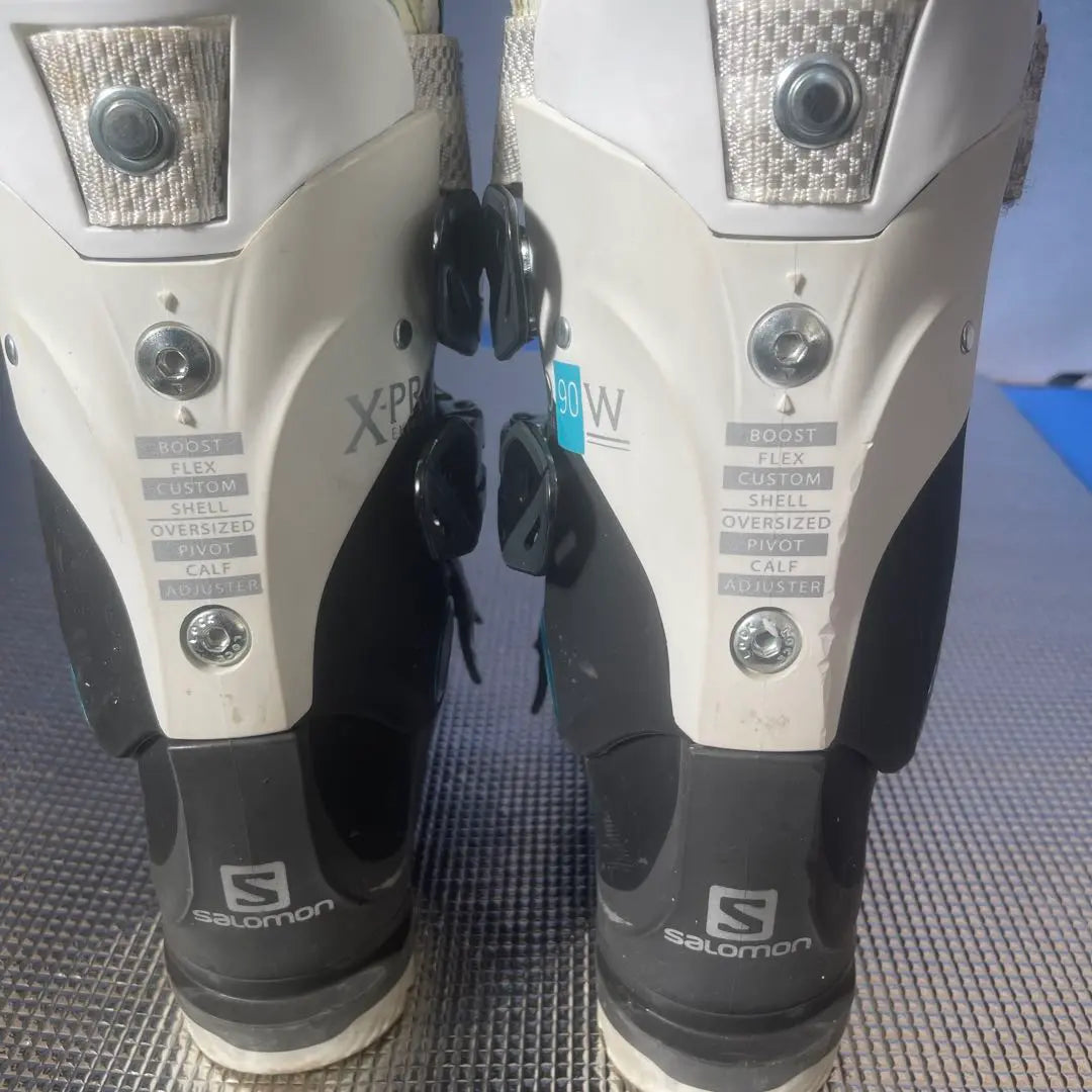 Salomon ski boots 22.5cm