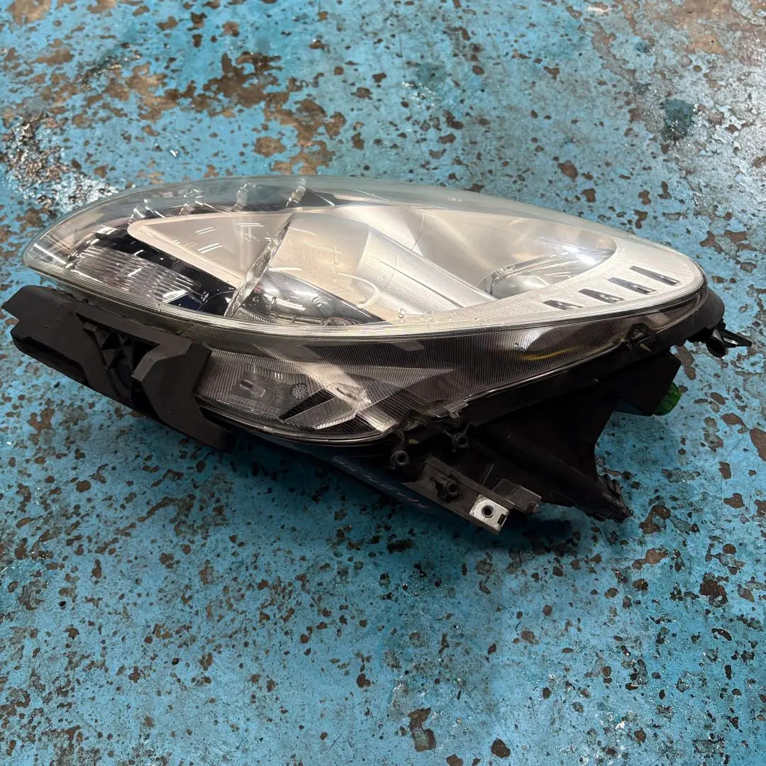 Used genuine Alfa Romeo Julietta Headlight Left Halogen Operation Confirmed