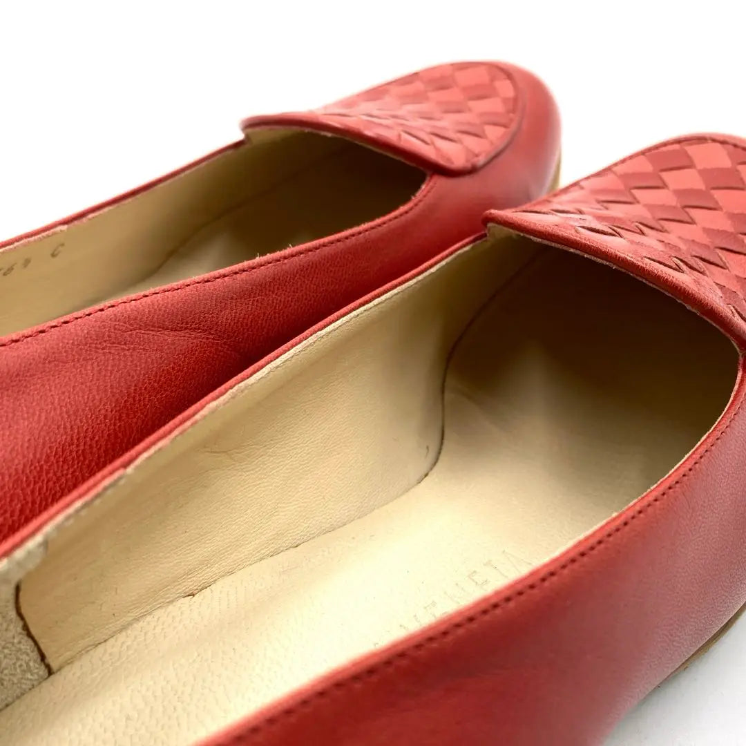 ⭐️Extremadamente hermosos⭐️ Mocasines de piel Bottega Veneta 24,0 cm en color rojo