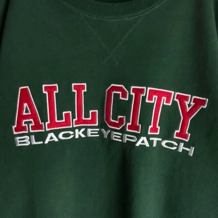 [Rare XL size] Black Eyepatch ☆ Center Big Embroidered Logo Sweatshirt Green