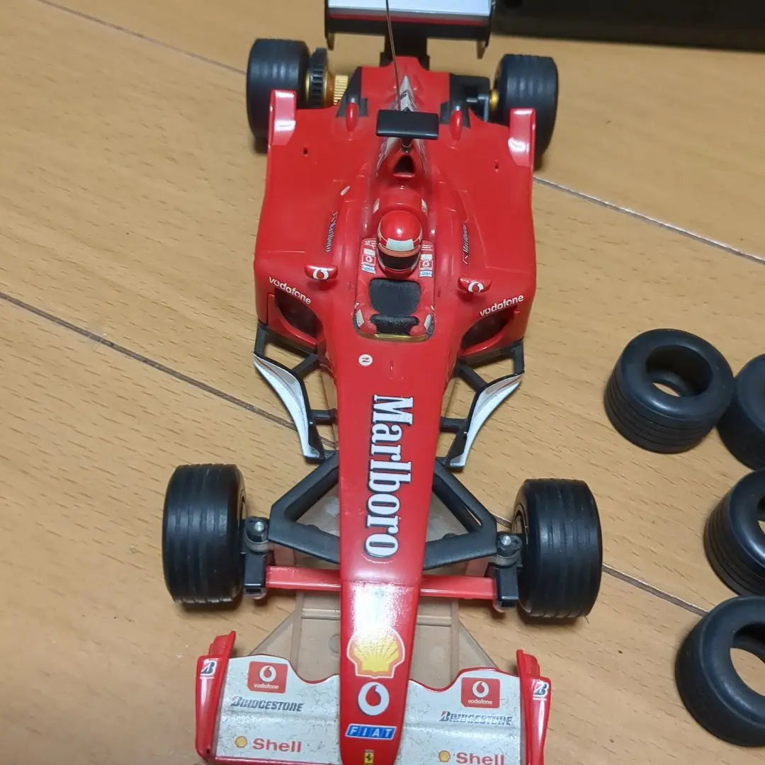 Minute F1 with tires miniz