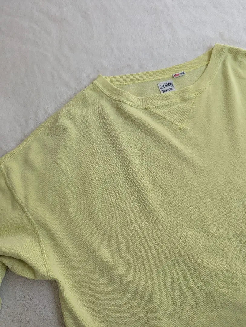 HOLIDAYS COMFORT VINTAGE Kakou Logo Sweatshirt Lime