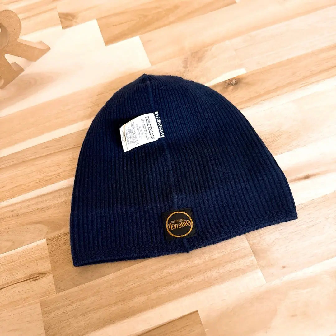 [Tenderloin] Gorro de punto con parche cuadrado original a rayas azul marino