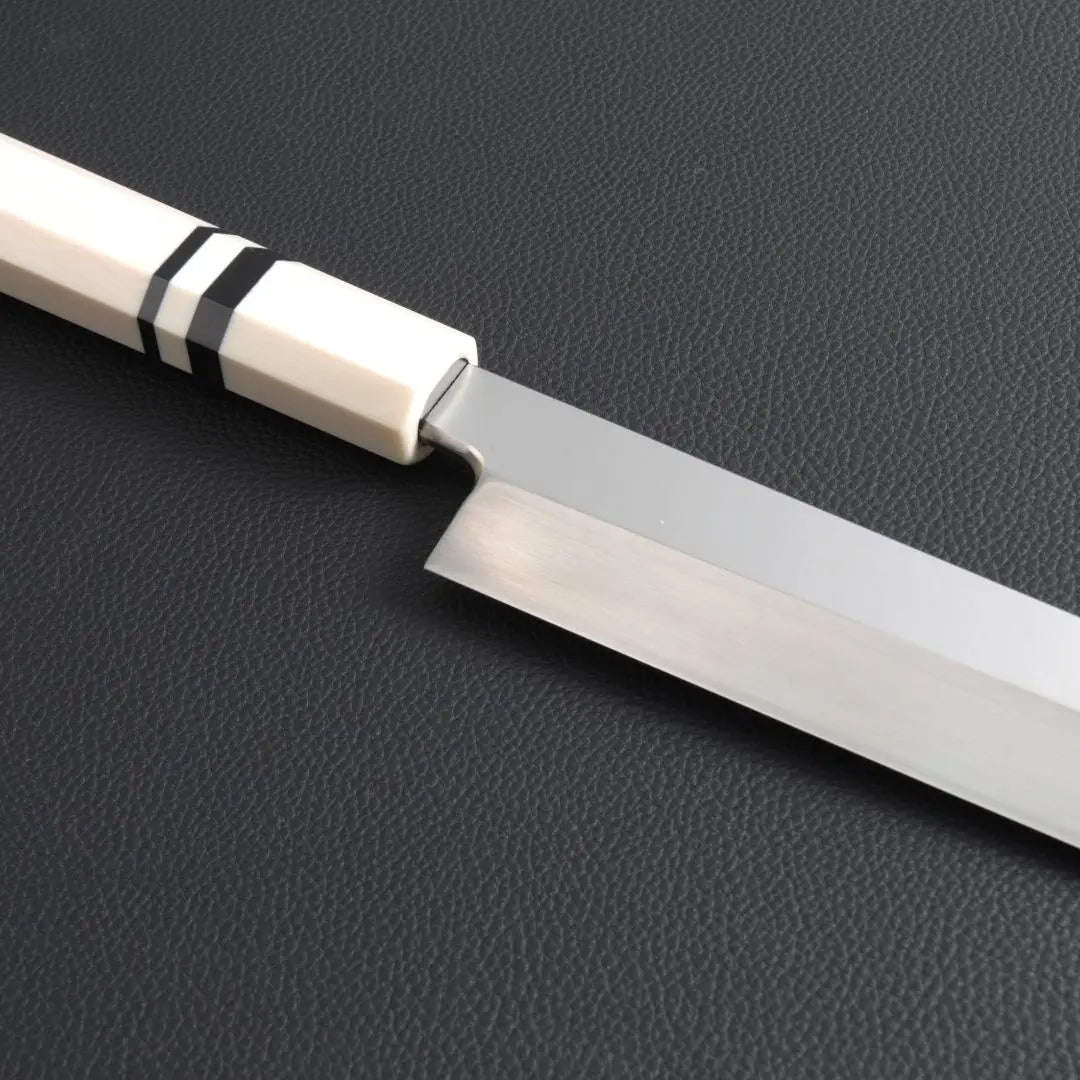 9810 Yanagiba Knife Shakuichi Sashimi Knife The blade is the ultimate sharpness, artificial ivory black three-roll octagonal handle | 9810 柳刃包丁 尺一 刺身包丁 刃は究極の切れ味 人工象牙黒三本巻八角柄