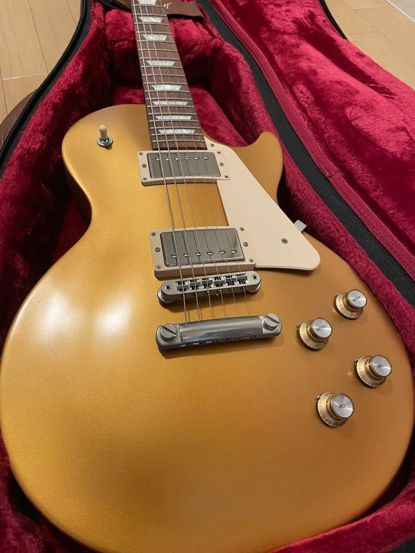 Gibson Les Paul Tribute 2018 Gold Top