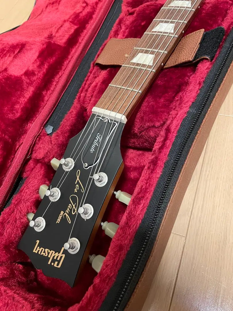 Gibson Les Paul Tribute 2018 Gold Top