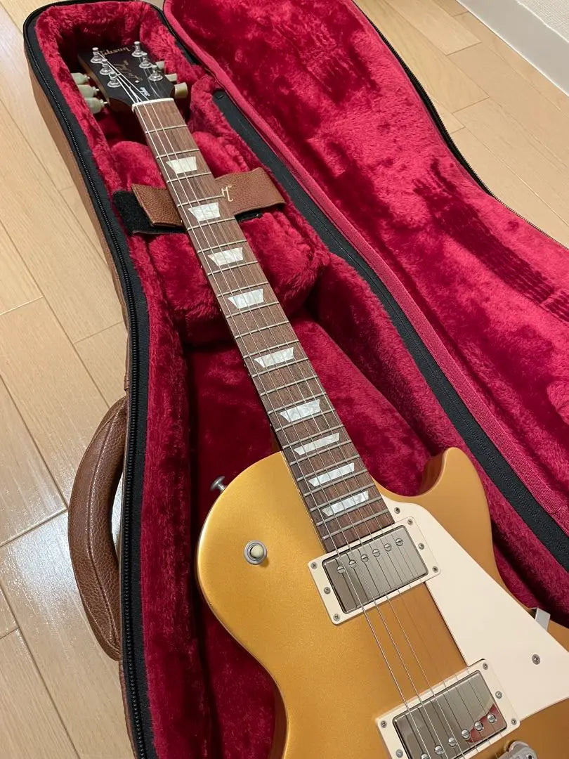 Gibson Les Paul Tribute 2018 Gold Top