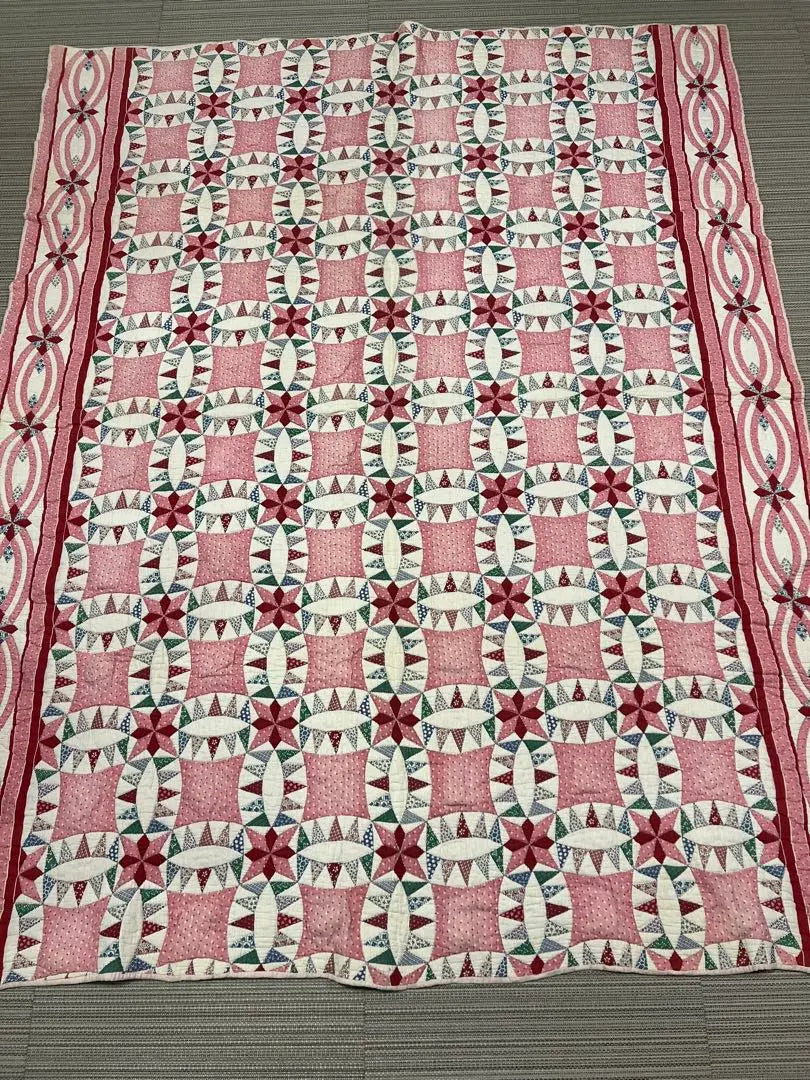 Antique quilt ✴︎ ga skilt