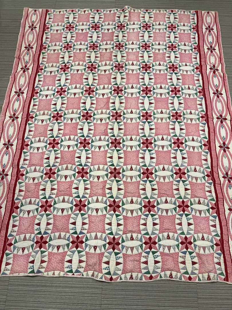 Antique quilt ✴︎ ga skilt