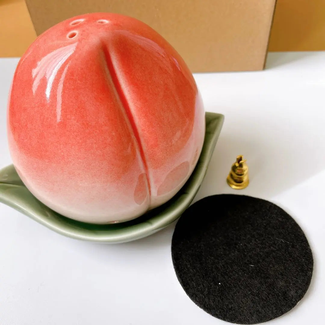 Incense burner incense holder peach thigh