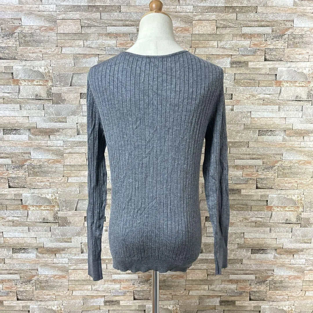 [GU] Knit cut and sew V-neck rib pullover Unicolor